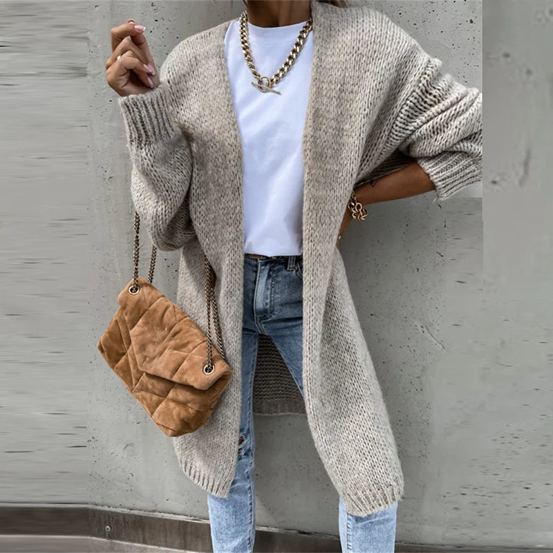Elegant women's cashmere cardigan - mid-length and warm for fall/winter