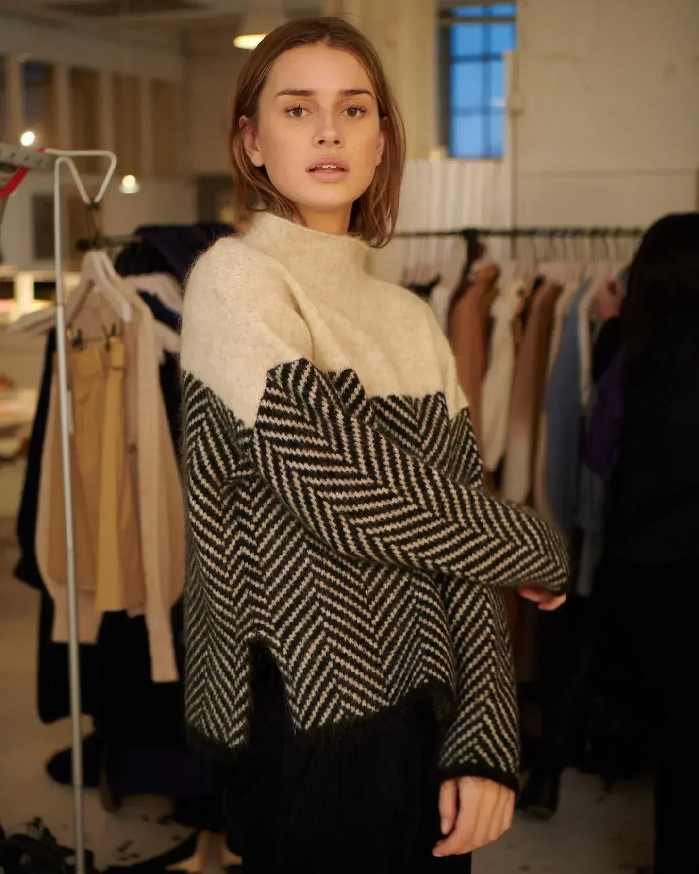Gia - Luxurious turtleneck sweater