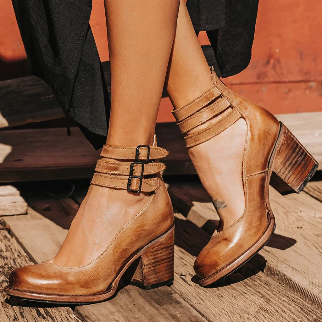 Aniek - Vintage-Inspired Heeled Shoes