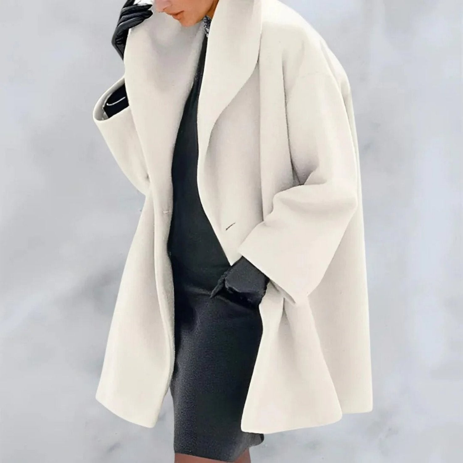 Stylish long winter coat for women with buttons | Perfect for cold days