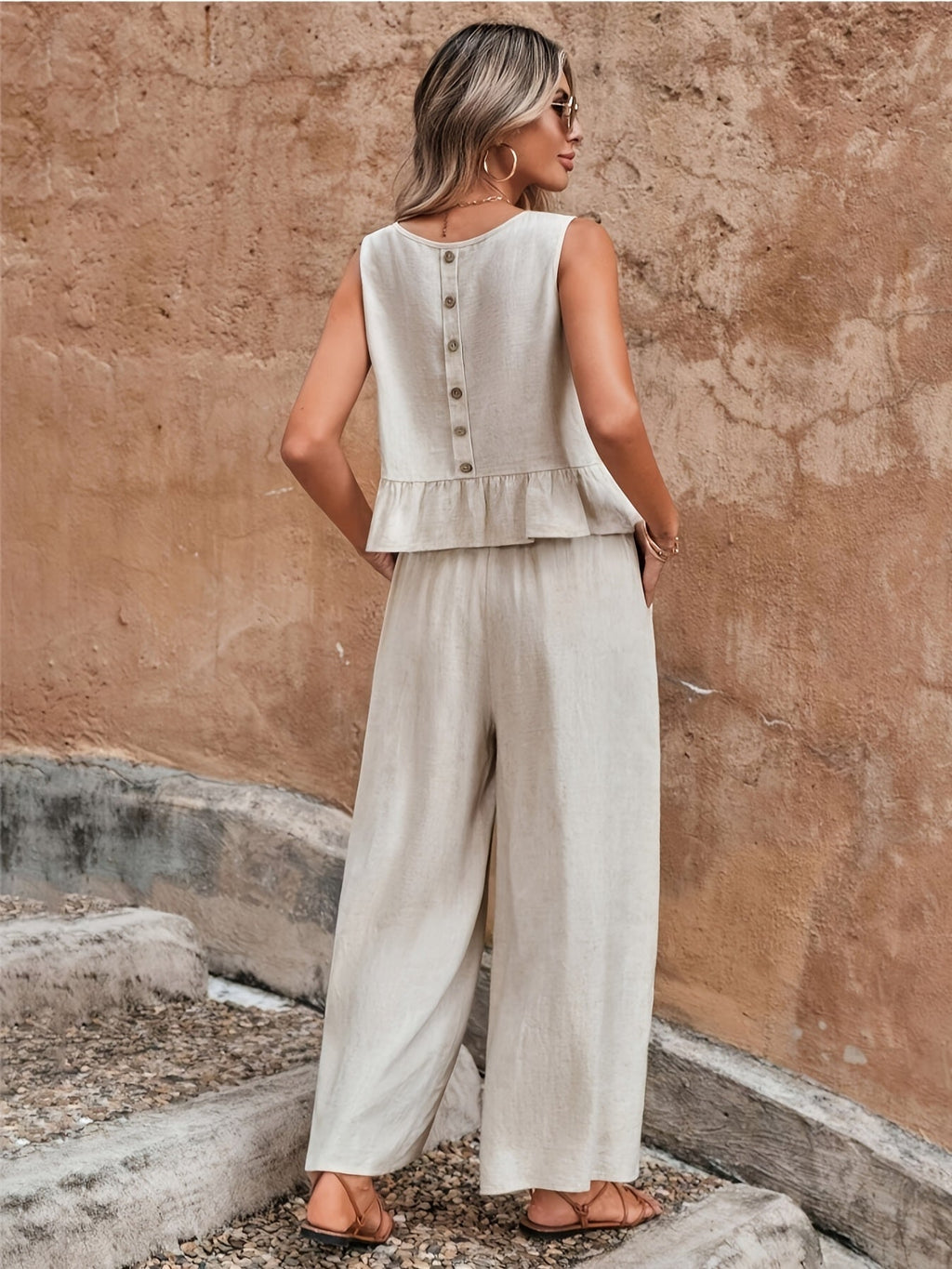 Linen Ruffle Jumpsuit | Women’s Summer Look | Casual Summer Style
