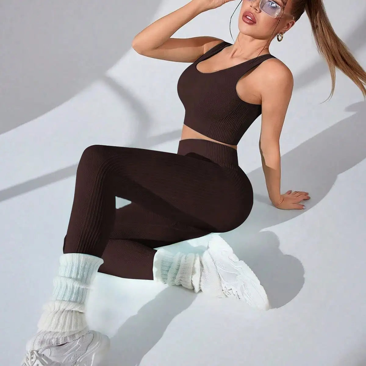 Women’s Seamless Gym Set – High Waisted Leggings & Cross Back Sports Bra