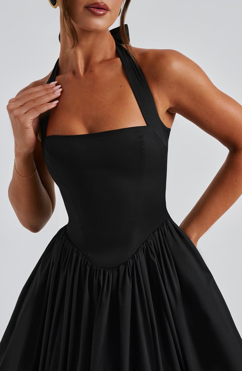 Aurelis | Women’s Elegant Halter-Neck Dress