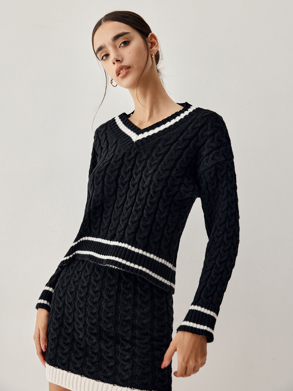 Cable Knit V-Neck Sweater for Women