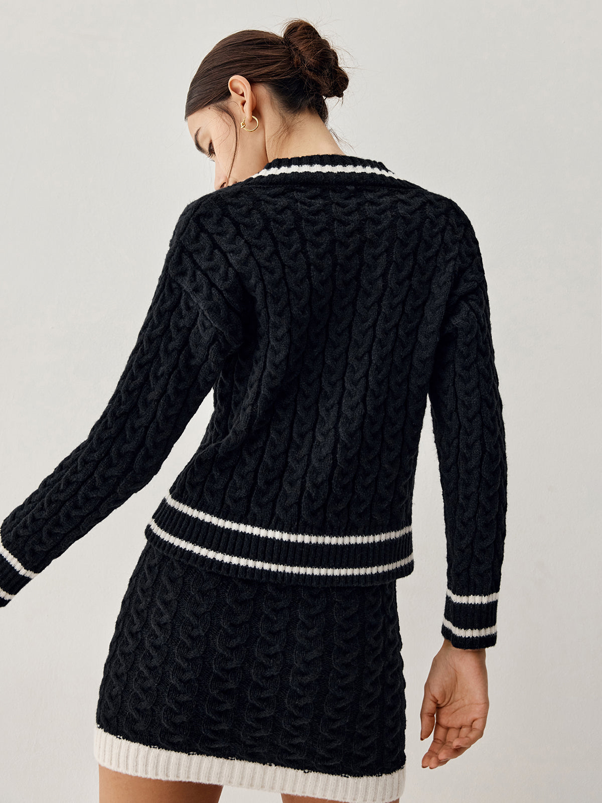 Cable Knit V-Neck Sweater for Women