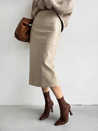 Faux Leather Midi Skirt with Piped Hem and Slit – High-Waist PU Skirt for Women