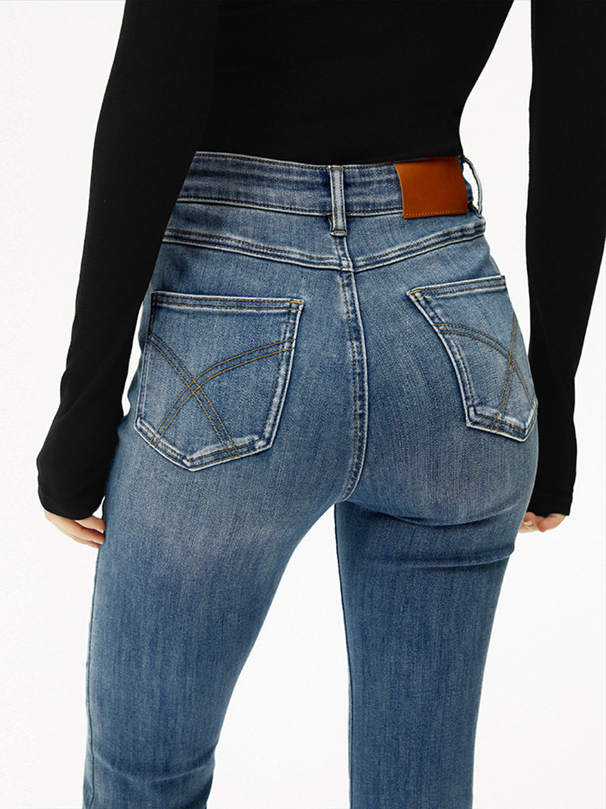 Stylish Denim Jeans – Women’s High-Waist Slim Fit Cotton Blend Jeans with Light Stretch