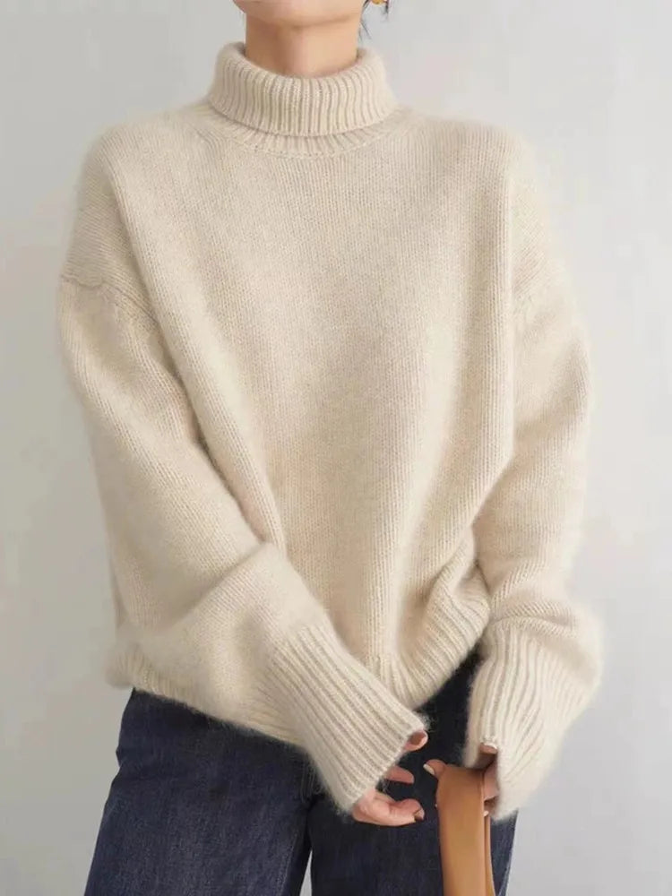 Isabella - Sweater with high collar