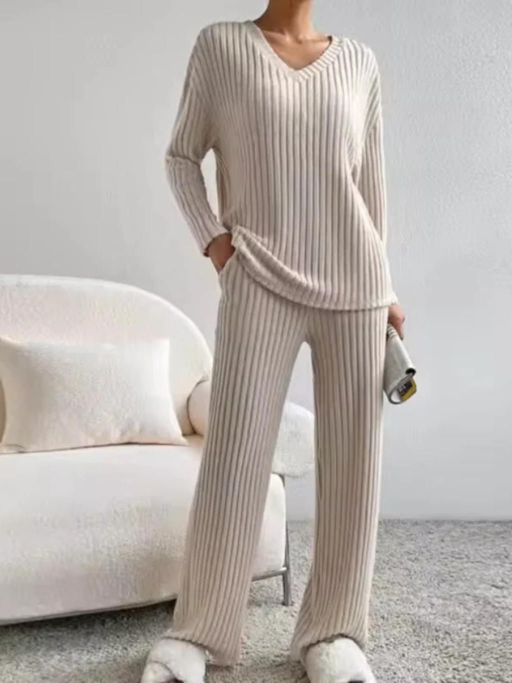 Women’s Ribbed Two-Piece Lounge Set – Relaxed Fit V-Neck Sweater and Trousers