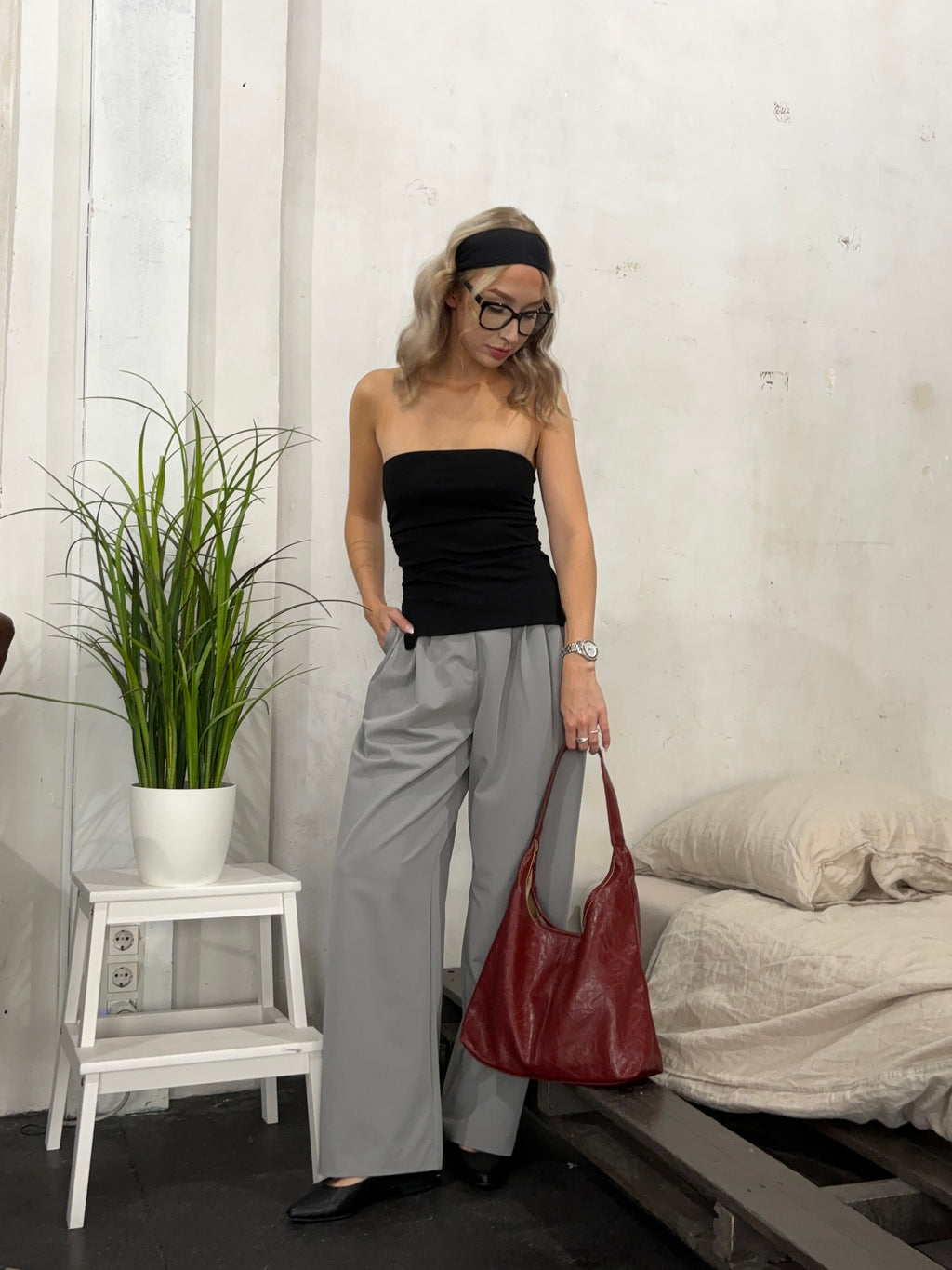 Retro-Style Distressed Leather Tote Bag