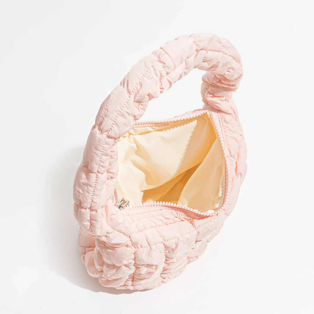 Cloud Down Crossbody Bag – The Ideal Companion for Every Adventure!