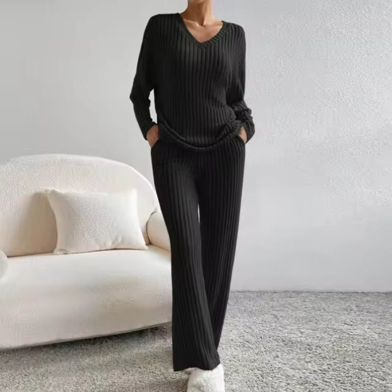 Women’s Ribbed Two-Piece Lounge Set – Relaxed Fit V-Neck Sweater and Trousers