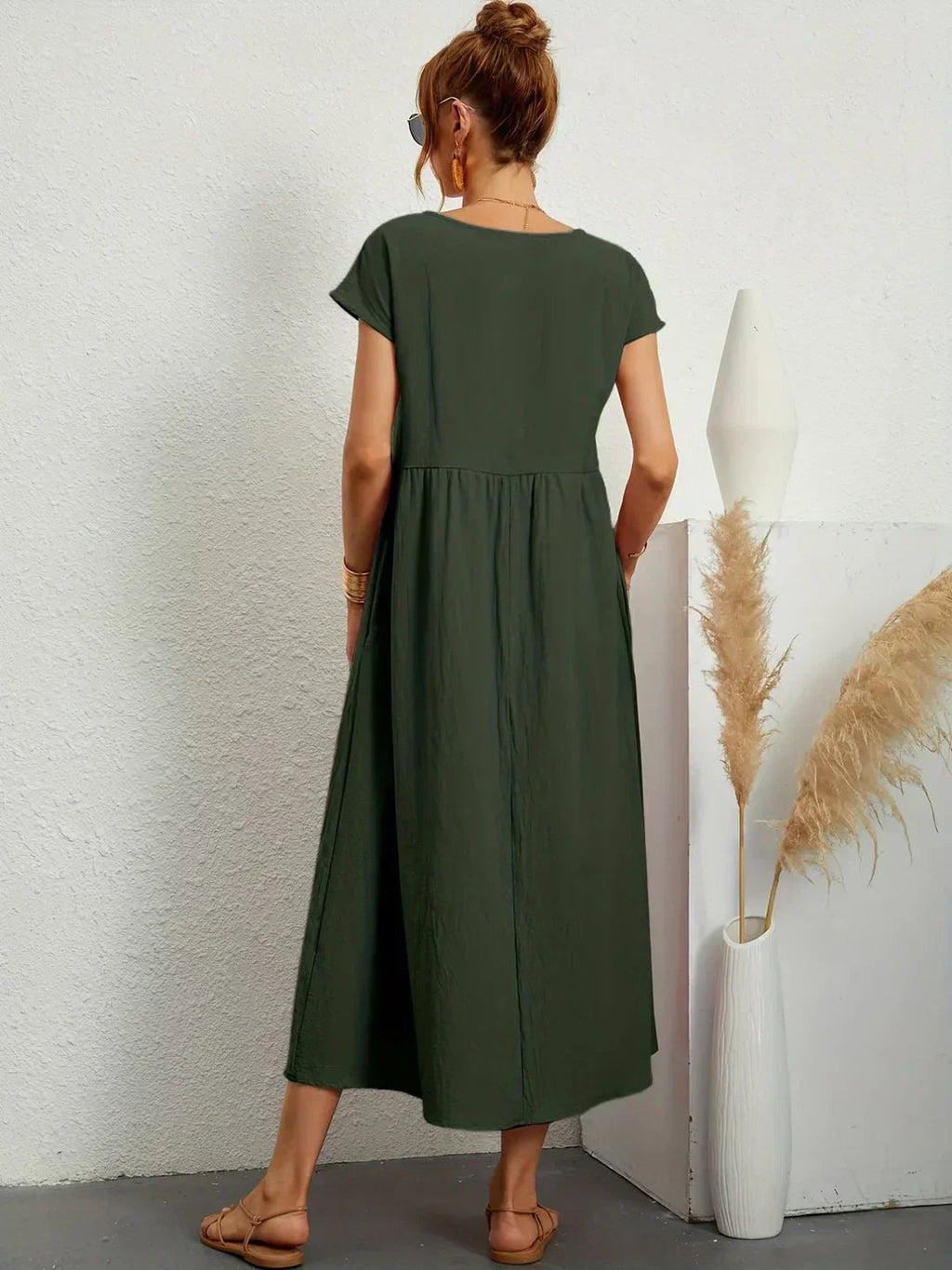 Clara - Casual Midi Dress