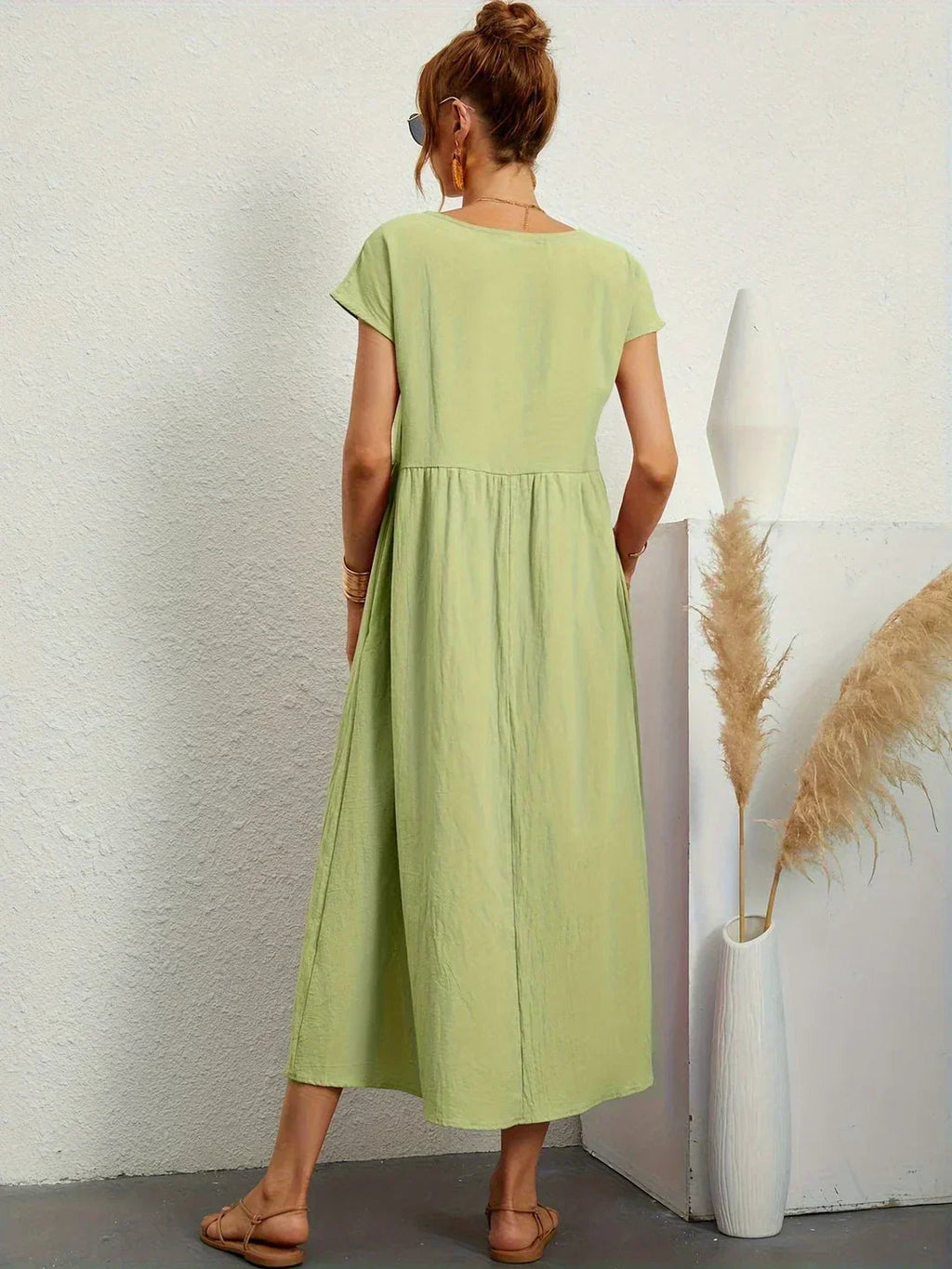 Clara - Casual Midi Dress