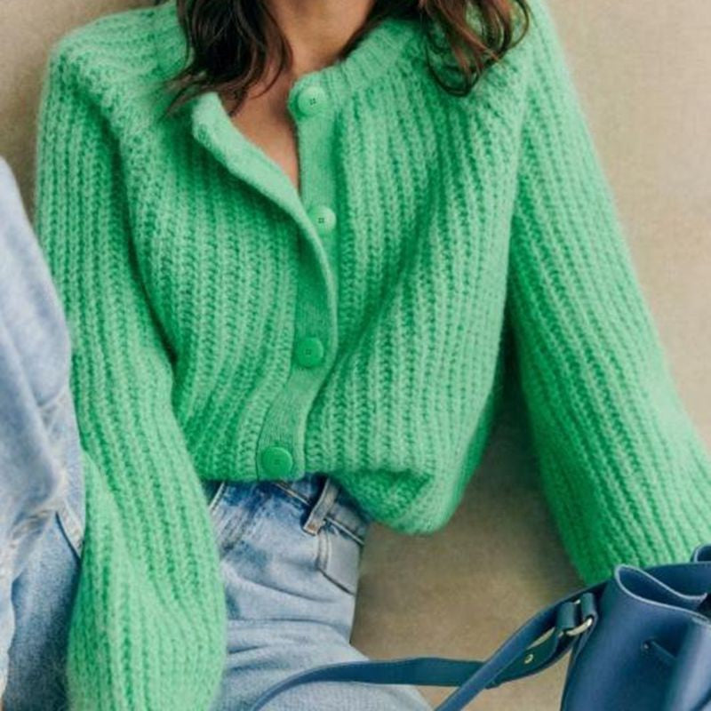 Lightweight Knit Cardigan for Women – Loose Fit Poly-Blend Layer for Comfortable Everyday Styling