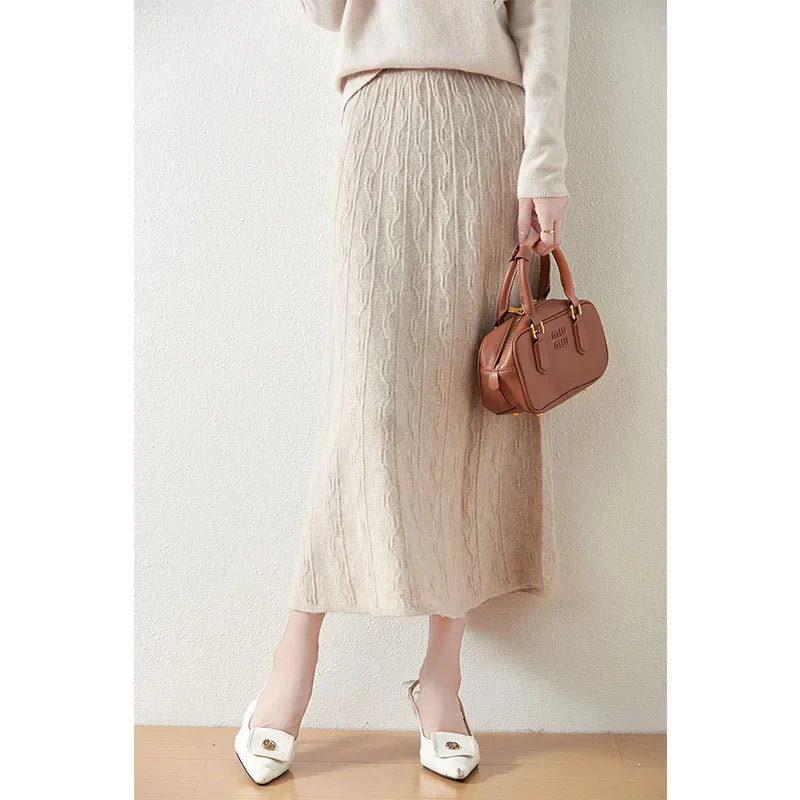 Merino Wool A-Line Midi Skirt – Soft, Warm & Elegant Knit Design