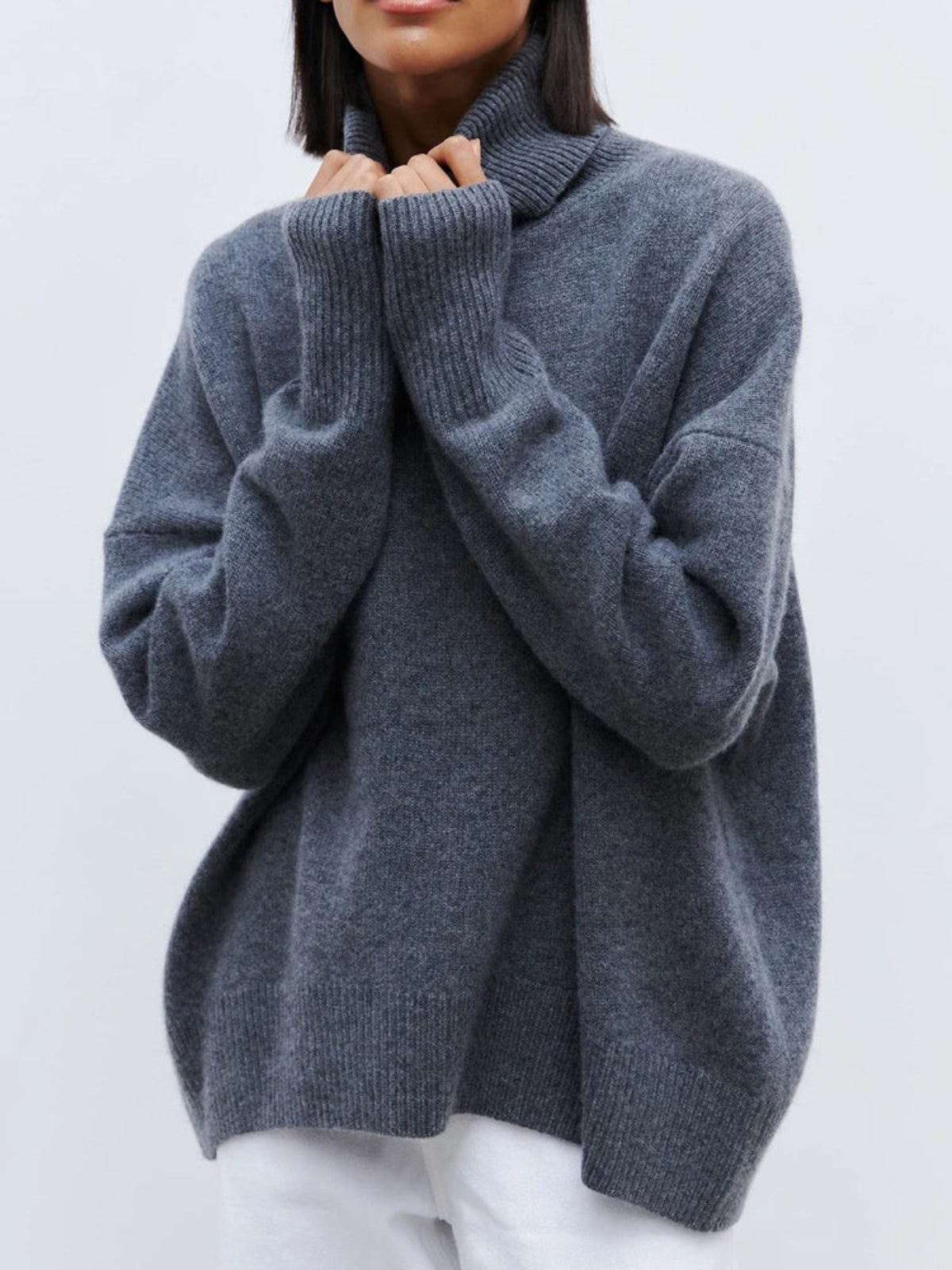Oversized Turtleneck Jumper for Women – Relaxed Polyester Knit for Everyday Warmth