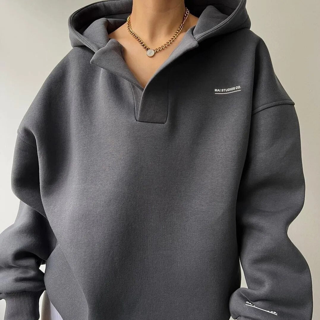 Morgan | Comfortable oversized hoodie for women with dropped shoulders
