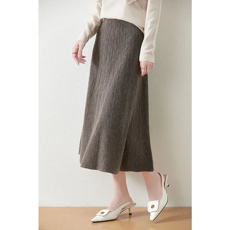 Merino Wool A-Line Midi Skirt – Soft, Warm & Elegant Knit Design