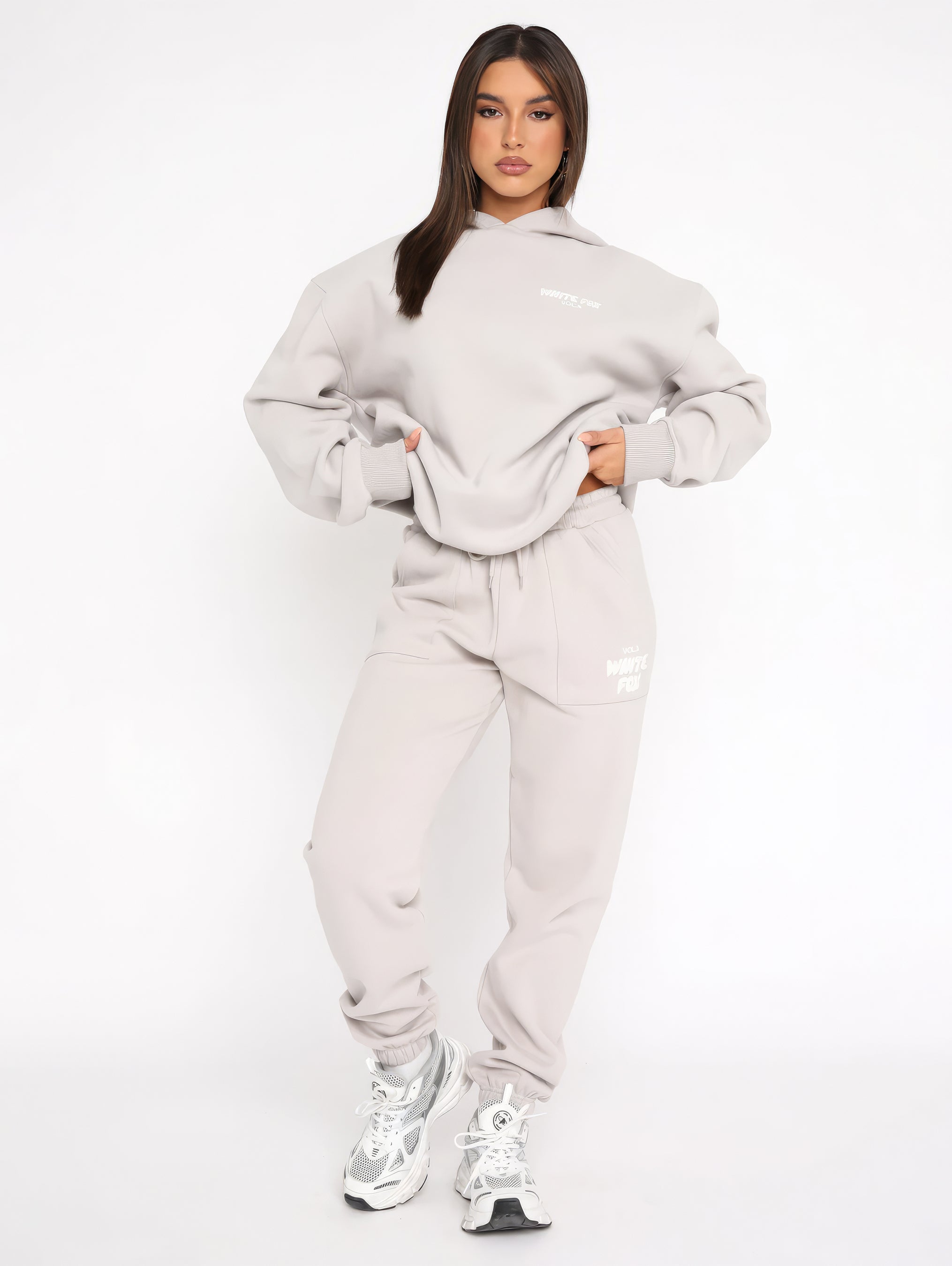 WhiteFox Set – Women's Two-Piece Hoodie & Pants Tracksuit
