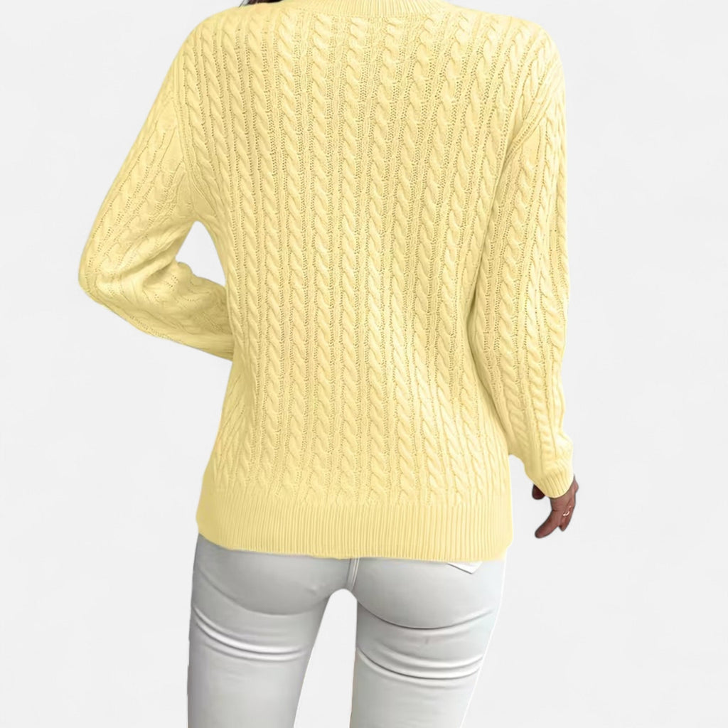 Women’s Loose-Fit Knit Sweater – Soft Round-Neck Lightweight Pullover