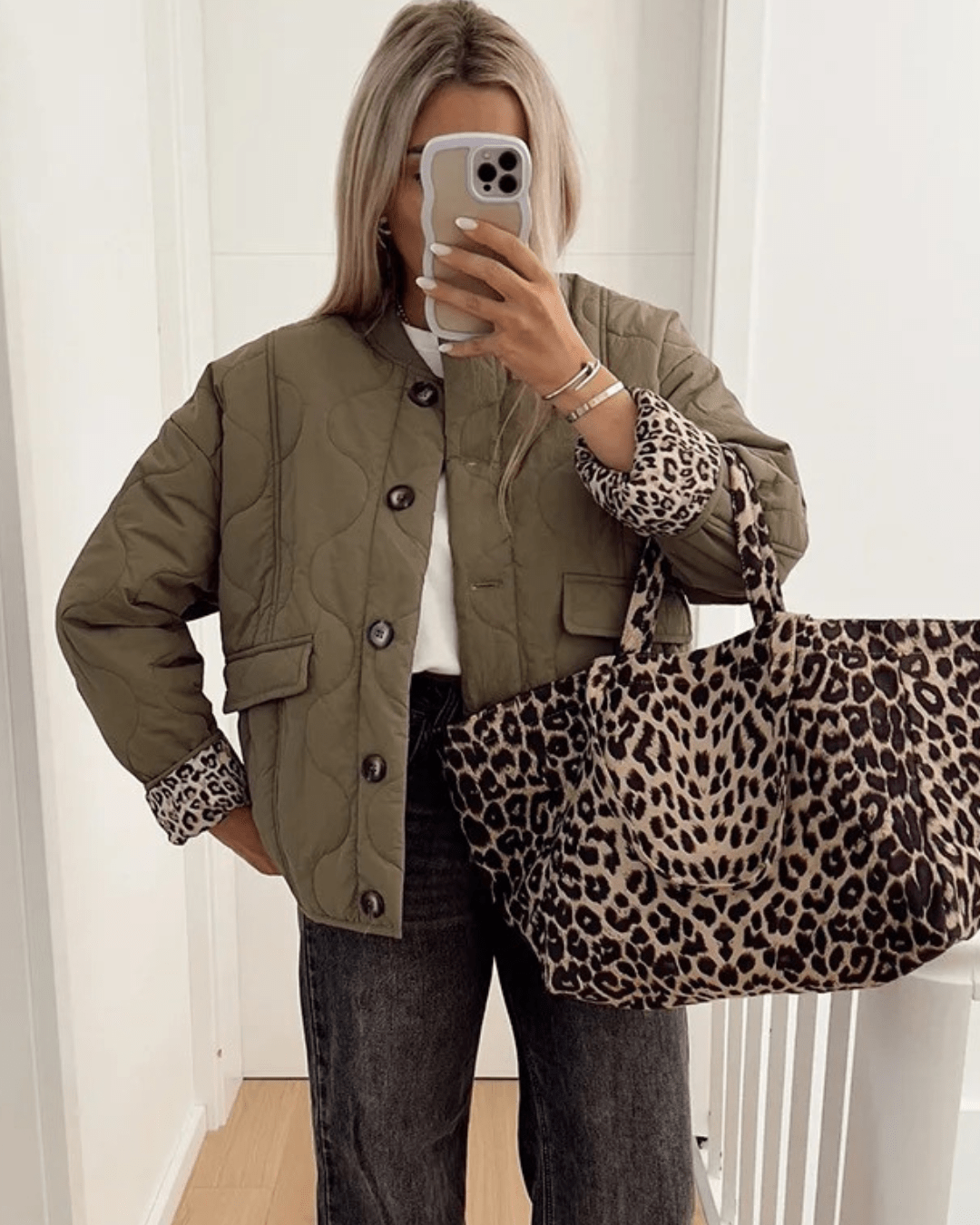 Women’s Leopard Lining Jacket – Tailored Casual Coat with Printed Interior