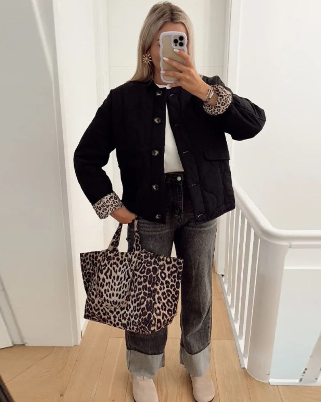 Women’s Leopard Lining Jacket – Tailored Casual Coat with Printed Interior