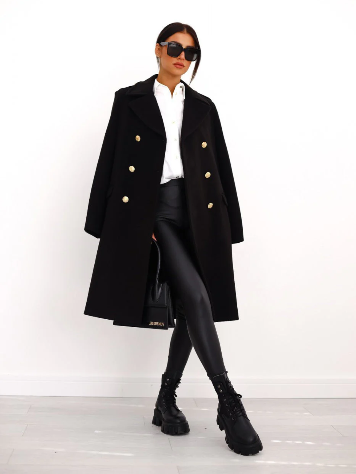 Women’s Double-Breasted Long Coat – Elegant Structured Outerwear with Gold Buttons