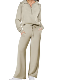 Women’s Wide-Leg Tracksuit Set – Soft Two-Piece Lounge & Athleisure Outfit with Half-Zip Top