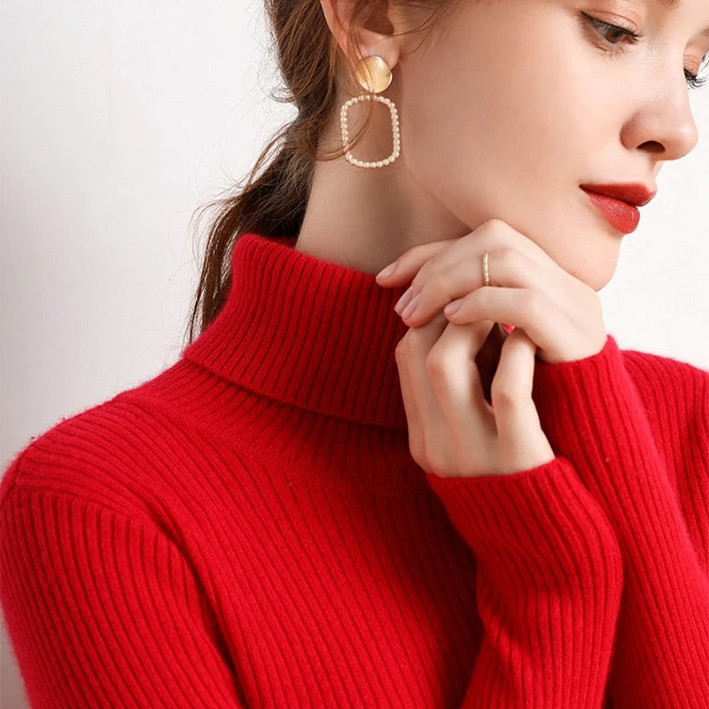 Cashmere turtleneck sweater for women