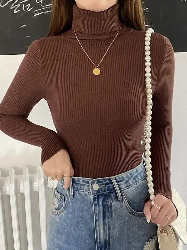 Cashmere turtleneck sweater for women