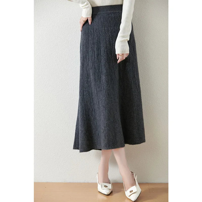 Women's Knit A-Line Midi Skirt
