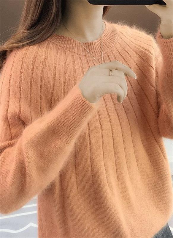 Women's Ribbed Crewneck Sweater